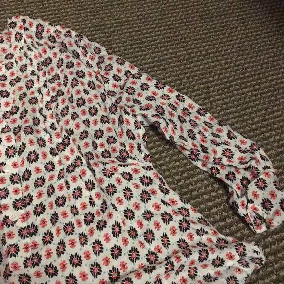 Patterned half sleeve blouse - Picture 3 of 4